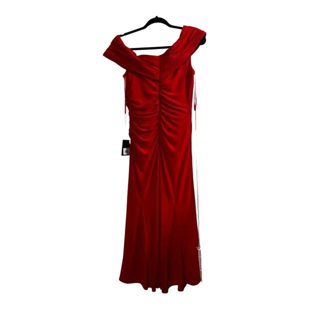 M1. Mac Duggal Red off the shoulder maxi dress - Picture 4 of 5